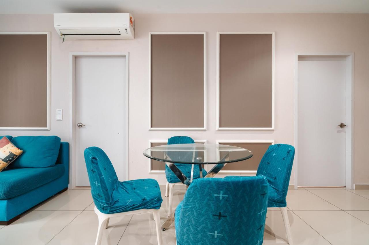 Hostahome Suites At I-City, Central Mall Шах Алам Екстериор снимка